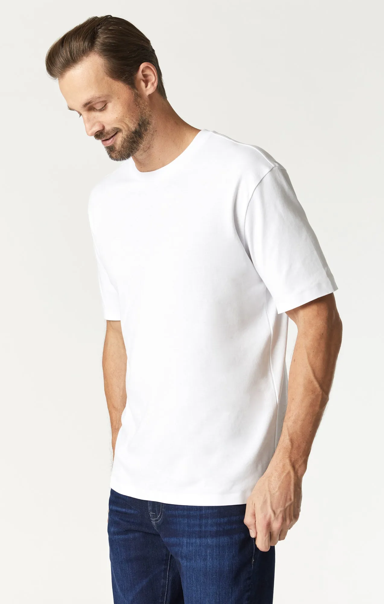 BASIC CREW NECK T-SHIRT IN WHITE